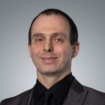 Gavin Mills