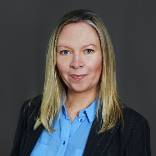 Gayle L Roberts