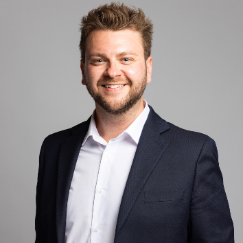 legal expert Jode Ruggiero LLB Hons