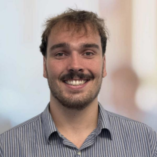 Daniel Golden photo