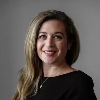 legal expert Lauren  Cunningham
