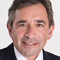 Ian  Baker