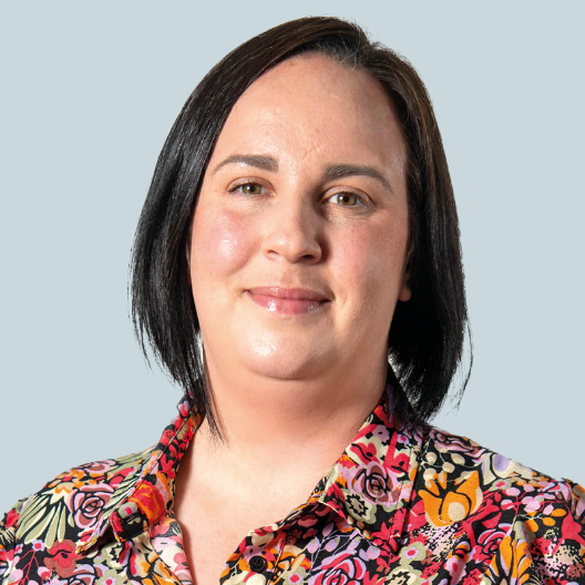 Laura Farrow