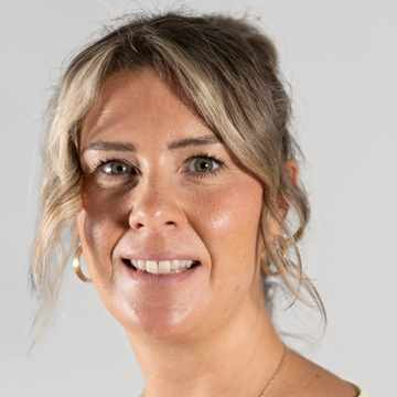 legal expert Amy Settle