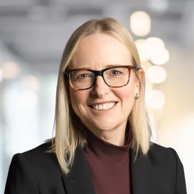 Kerrie Deryn-Levell