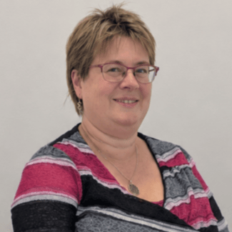 Julie  Davies