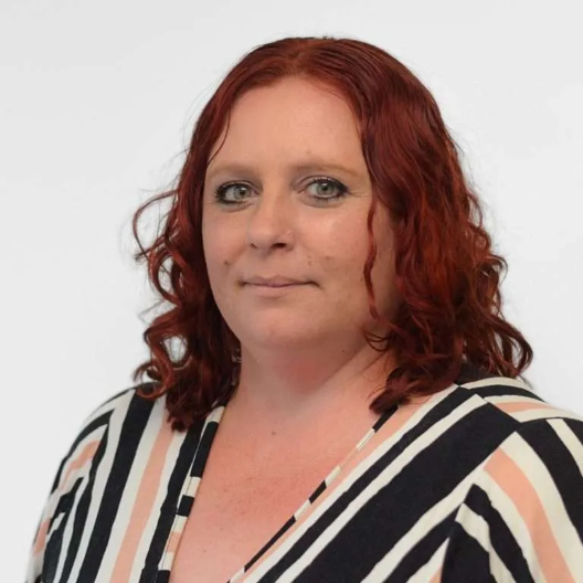 legal expert Shelly  Gardiner