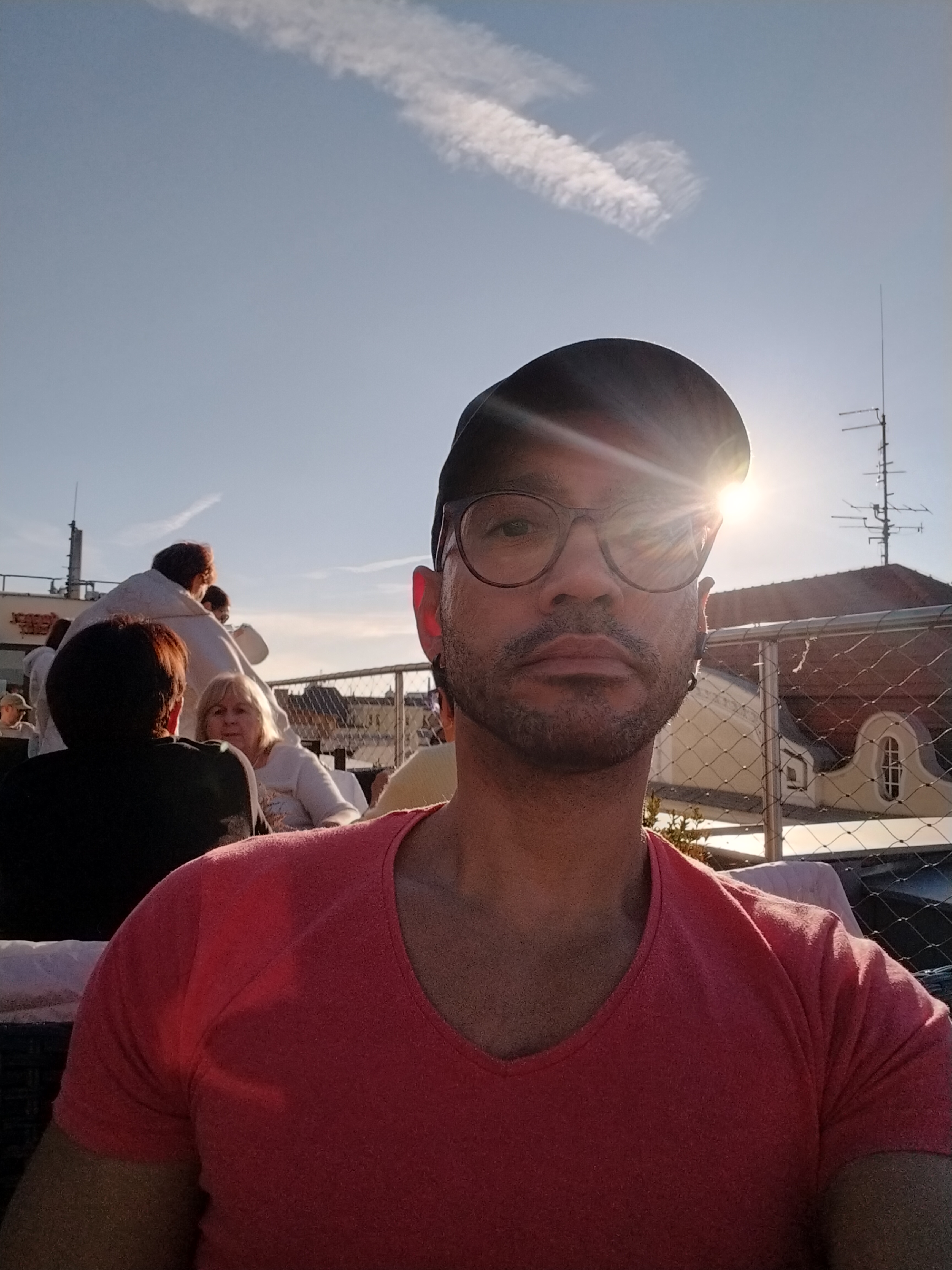 Profile image of Hal Oliveira