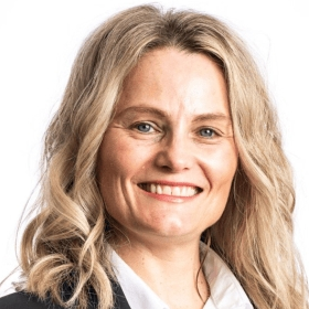 Louise Firth
