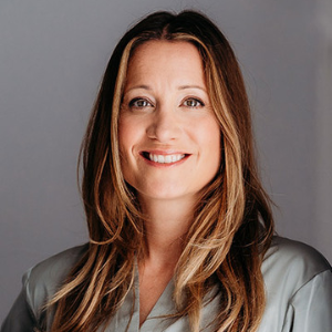 Elizabeth Head