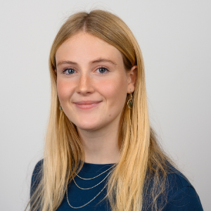 Evie Groves