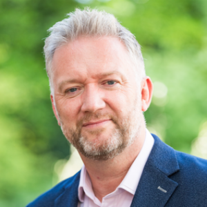 Simon Robinson