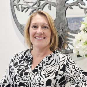 Alison Abbotts