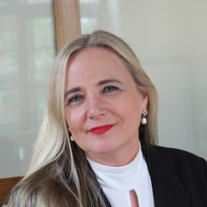 Julie Rowe