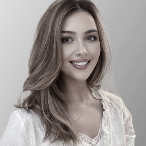 legal expert Lisa Jones