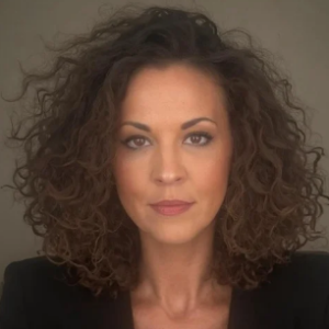 Moira Macfarlane
